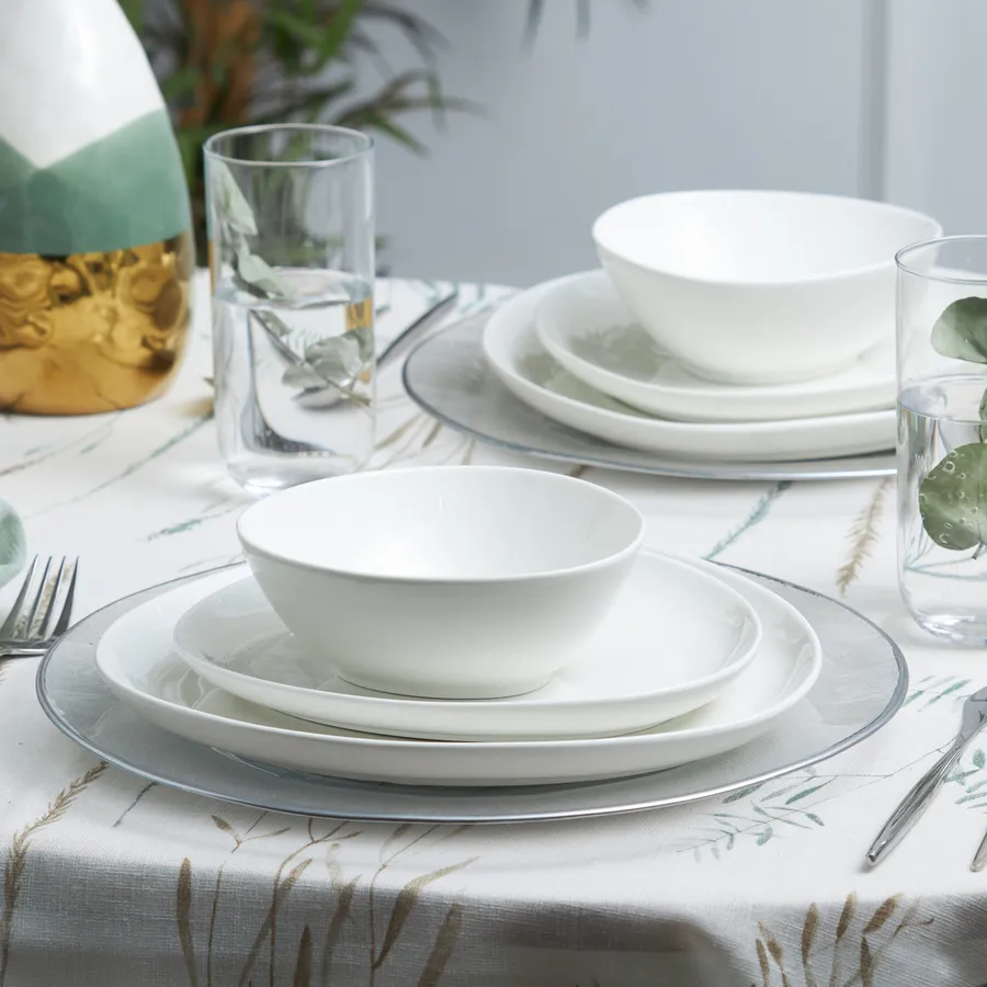 Karaca Catrice 18 Piece Porcelain Dinner Set for 6 People White