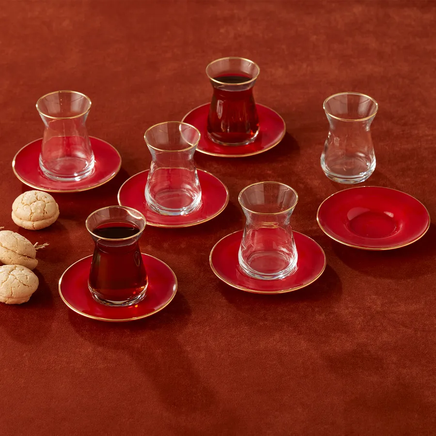 Red glass on sale tea cups