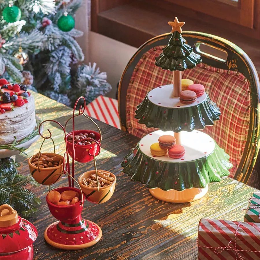 Holiday hotsell cake stand