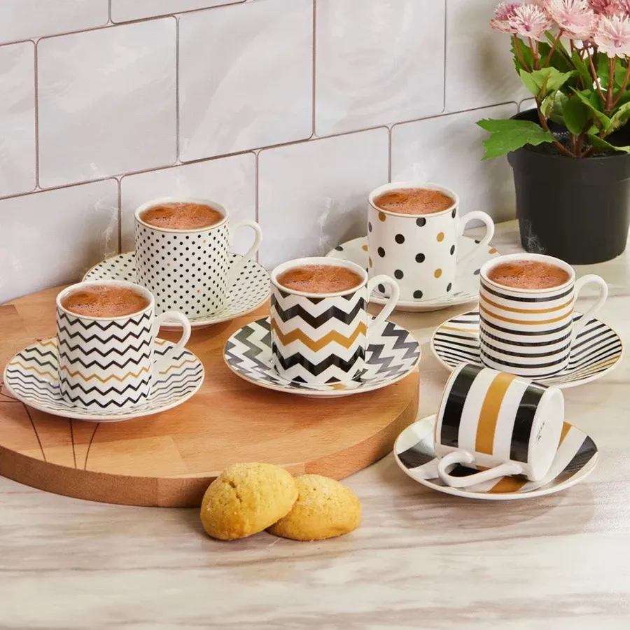 KARACA Théière 3 pièces avec théière en porcelaine en cadeau - Bella Home